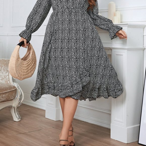 Melo Apparel Plus Size Printed V-Neck Flounce Sleeve Midi Dress - Picture 4 of 9